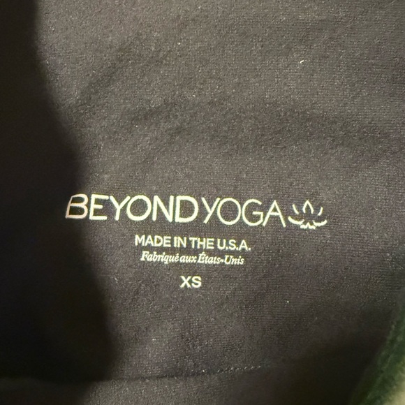 Beyond Yoga Velvet Motion High Waisted Midi Legging Green - Picture 10 of 11